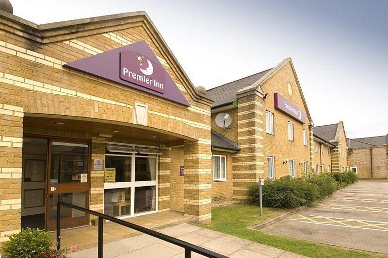 Premier Inn Aldershot Exteriér fotografie